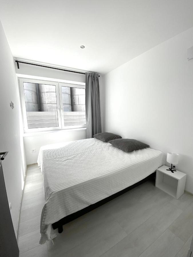 Mg Apartments Sturovo Luaran gambar